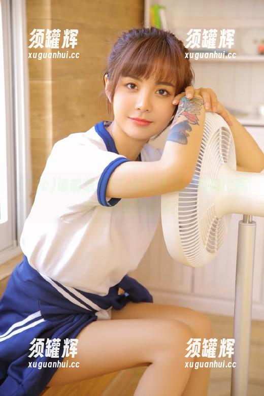 谁能想到17c的分享里，黑料比我的零食还要甜蜜？