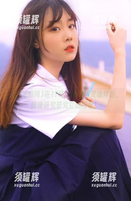 在17吃瓜网寻找灵魂伴侣，顺便研究研究它的网址！