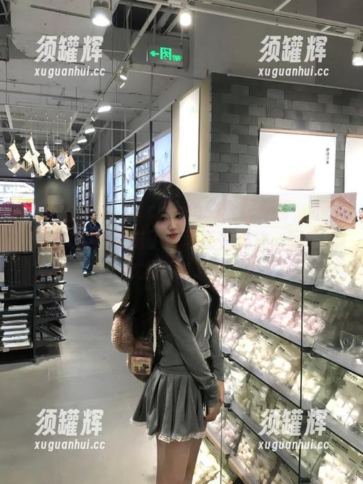 打开51cgfun的登录界面，不知不觉就被吸引进了一场王者对决，呵，这也太刺激了吧。