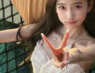 一个人吃瓜难免无聊，不如上“51吃瓜网站”，巅峰对决就在指尖显现！