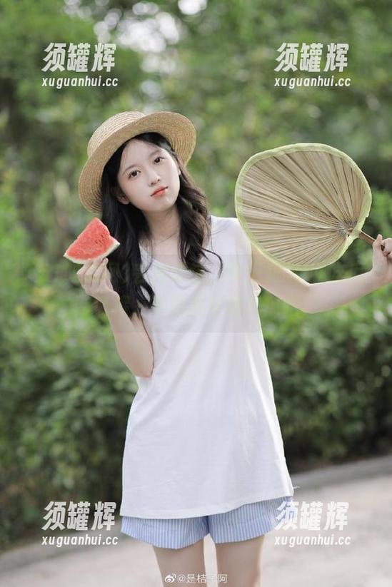丢掉烦恼，今天跟着51吃瓜网链接，来场爽快的吃瓜吧！