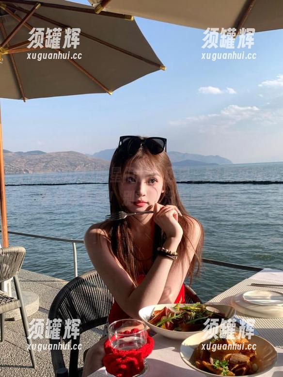 明星们的黑历史，51吃瓜网等你来收藏！别说我没提醒你哦。