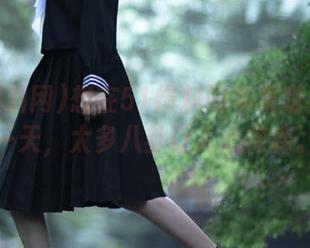 想在51爆料网苹果版里瘫坐一天，太多八卦让人心痒痒。