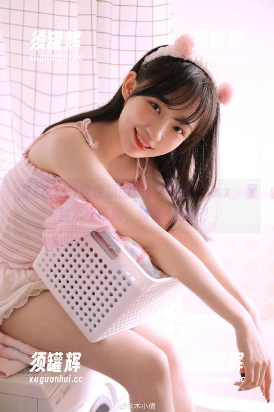 718.sx 这条瓜的地址不在718.sx,果然水土不服,没那么好吃!