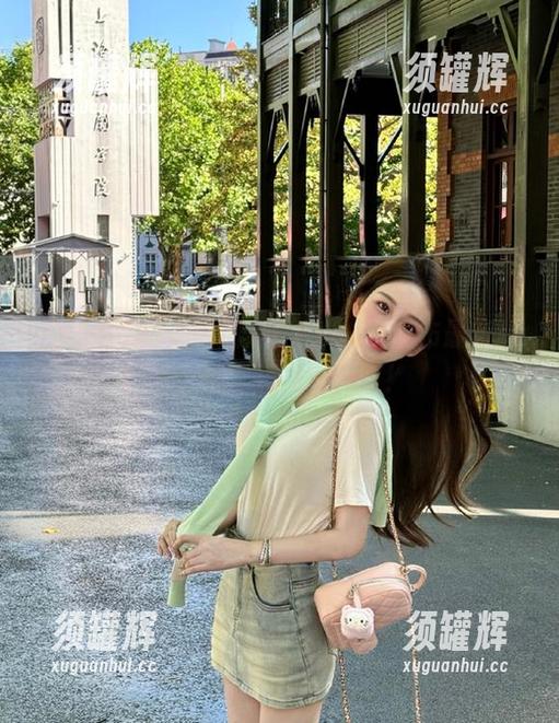 心跳加速！718.sx发布最新八卦，翻车直播进行时！