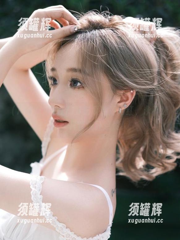 718吃瓜 在718吃瓜追逐网红,永不迷路,只管疯狂点赞!