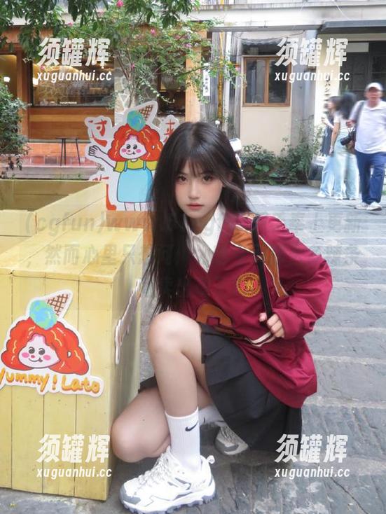www.51cgfun双手奉上更新，然而心里只想问：为啥今天那么多辣条商卖出现了？