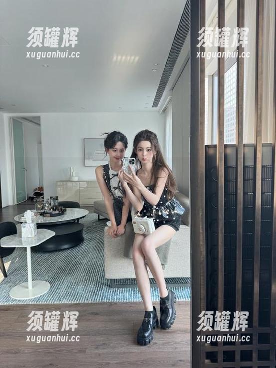 在hlw免费吃瓜，顺便把八卦放进购物车？