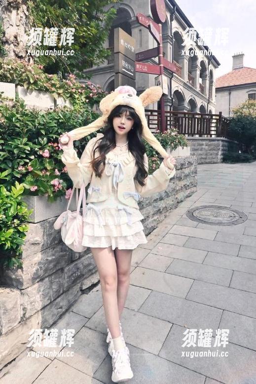 www吃瓜网：不光让你观看，也想让你拉进剧情里！