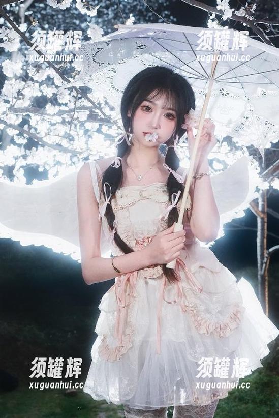 一起吃瓜 来《一起吃瓜2》吧,观看完整版视频,仿佛回到了无限时光隧道!