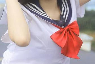 问：你用五一吃瓜网吗？答：我只走最直接的线路，简单明了！