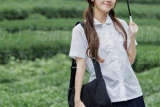 “吃瓜51”app上的加州大学女博士动态，强烈怀疑她是不是来自未来…