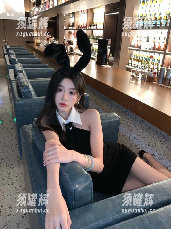 吃瓜网苹果版：朝阳的热情，都是隐藏在字里行间的暧昧！