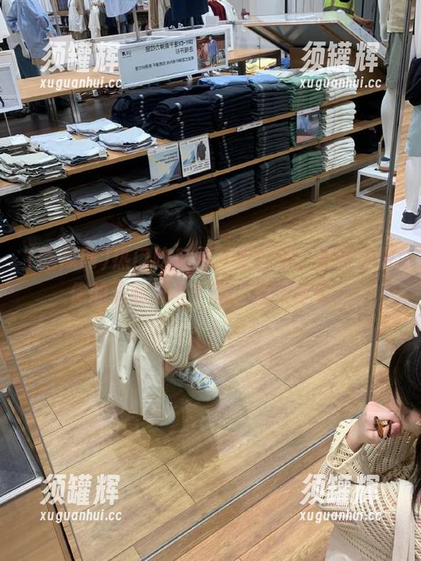 热门吃瓜网下载链接，能否拯救你的无聊时光？哼，看完再说。
