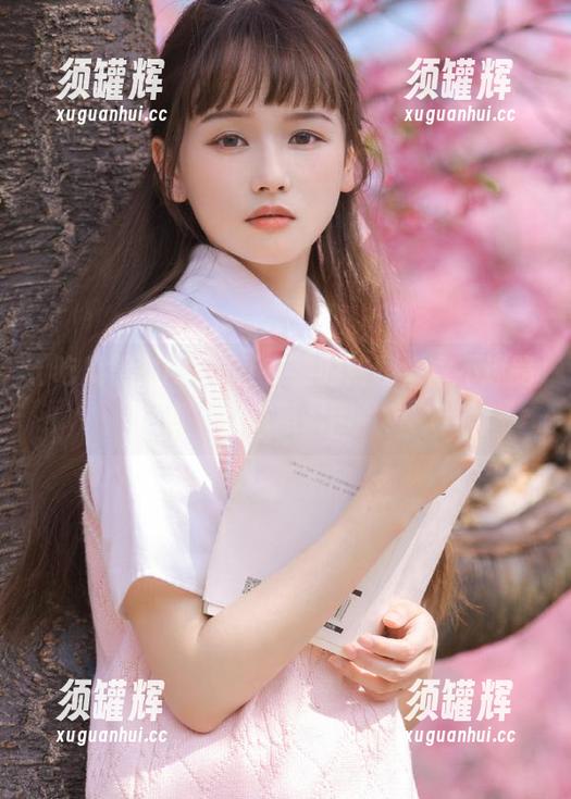 看红在线的闹剧，永不迷路靠“吃瓜黑料网”！