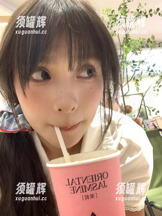 登录国产黑料，有人说没事别上去看，结果我舔屏舔了整晚…