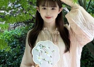 你见过我爱51吃瓜网到从传送门进到瓜田里采瓜吗？