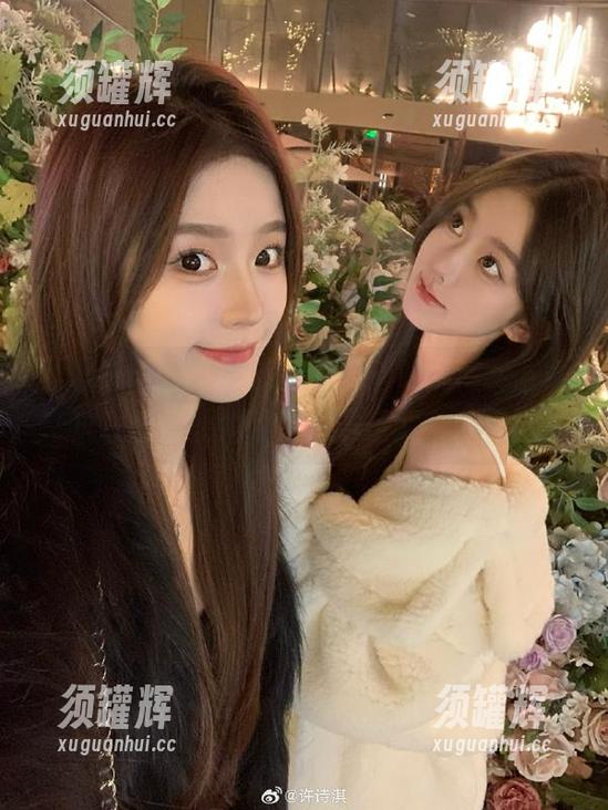 创新登录黑料吃瓜网，下载过程瞬间让我迷失在沉重的八卦里。