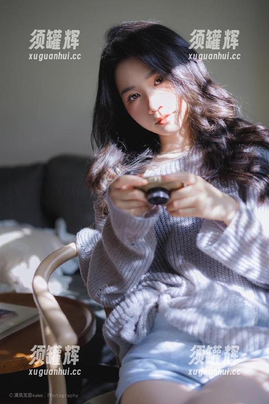 苹果版黑料吃瓜网：下载还是不下载，这可是个问题！