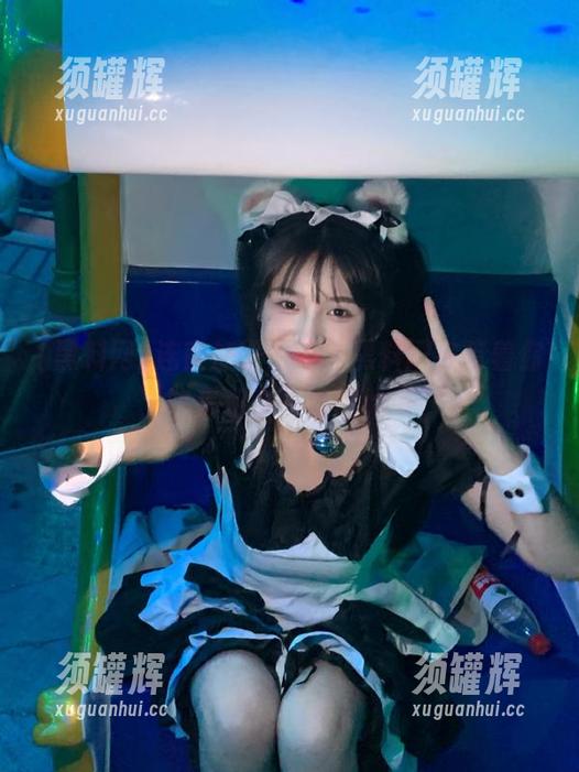 黑料网 连夜加班?不,黑料网在等着你,快来观看不停歇的瓜!