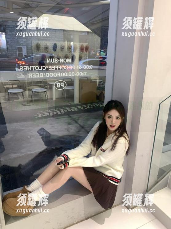 黑瓜吃料 有了黑瓜吃料app,连我的‘傻瓜’朋友也变得饶有趣味!